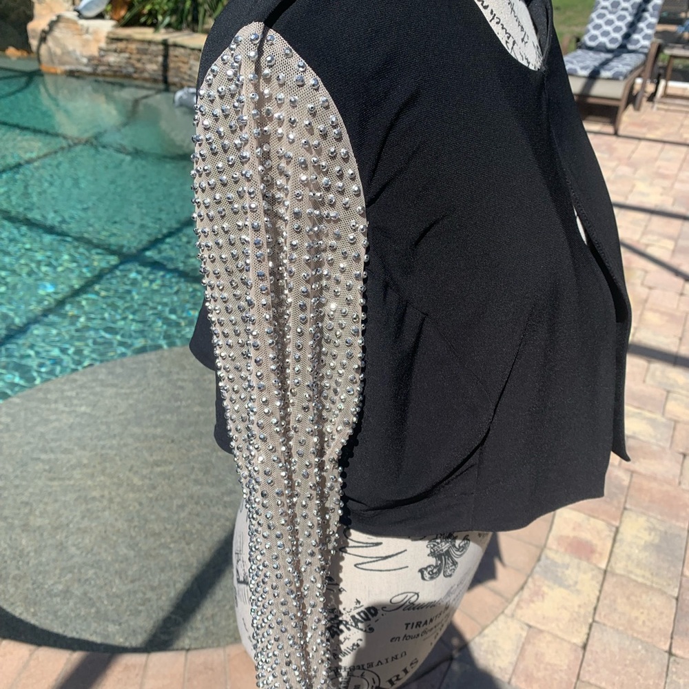 NWT black gem sleeve bolero jacket